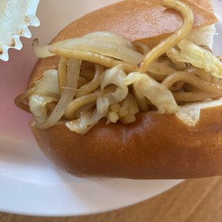 焼きそばパン